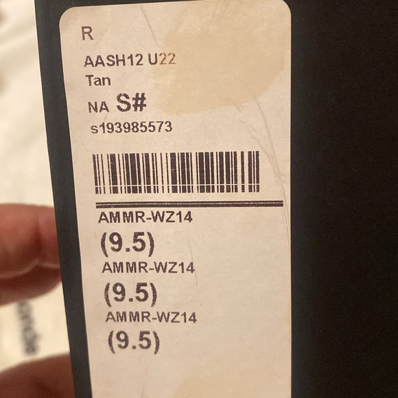 Clean new sandols - Picture 3 of 8